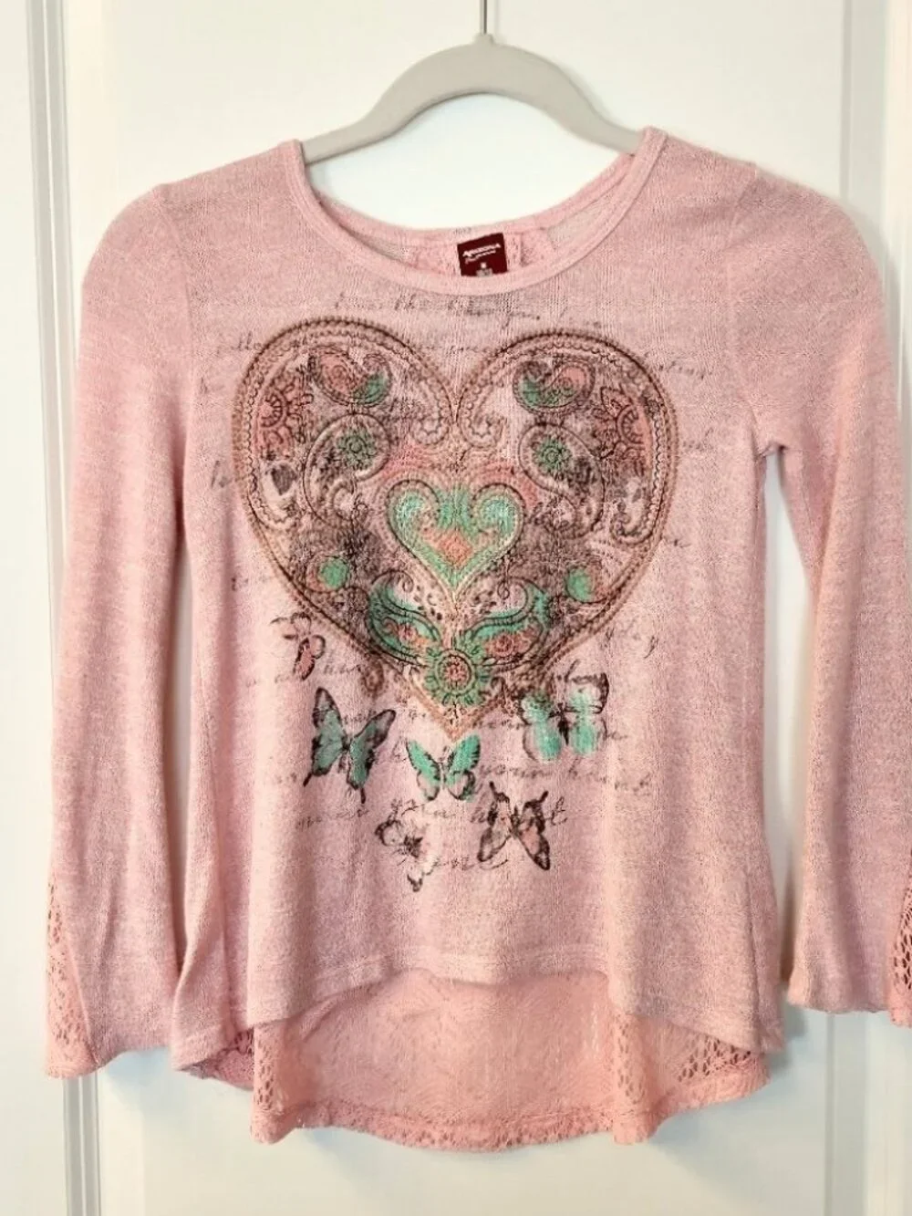 Girl's Arizona Jean Co. Pink Heart and Butterfly Long Sleeve Sweater Med 10/12